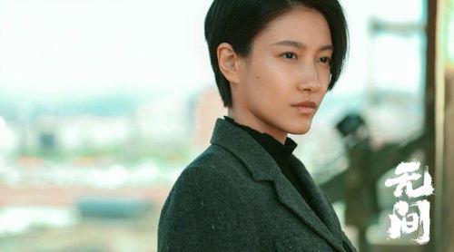 独行演员,演绎孤独与坚韧的舞台传奇