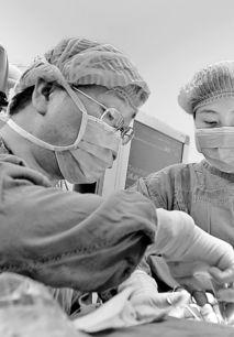 外科医生图片,手术台上的守护者