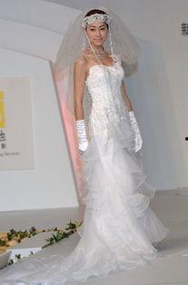胡定欣个人资料,影视圈璀璨新星，多才多艺的香港女演员